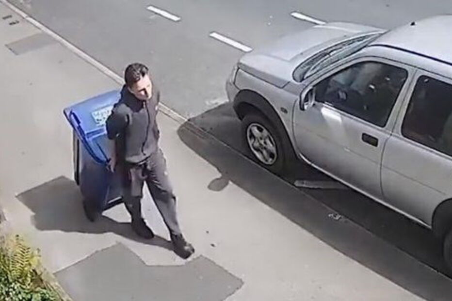 Adolescente de 17 anos matou professora e escondeu corpo em caixote do lixo