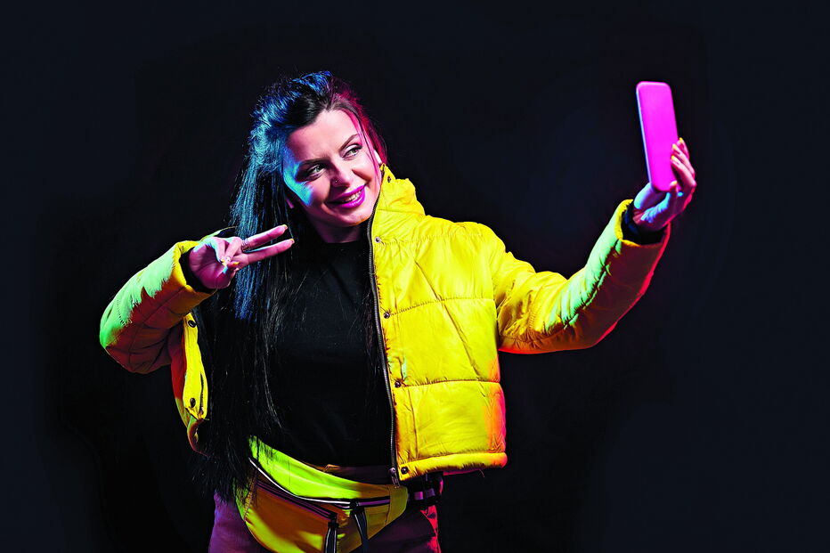 O TikTok é muito fácil de usar; qualquer um pode fazer um vídeo que, no máximo, tem um minuto de duração