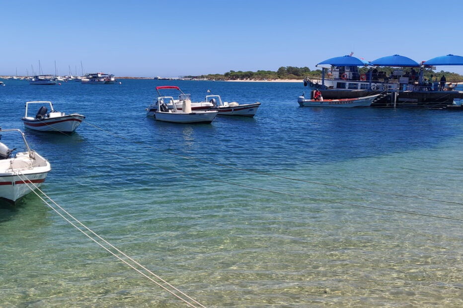 Jovem de 20 anos atingida por embarcação enquanto praticava mergulho no Algarve