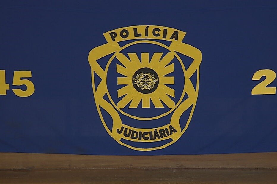 2020-08-17_10_21_51 PJ pede ajuda na caça ao violador da Queima do Porto.jpg