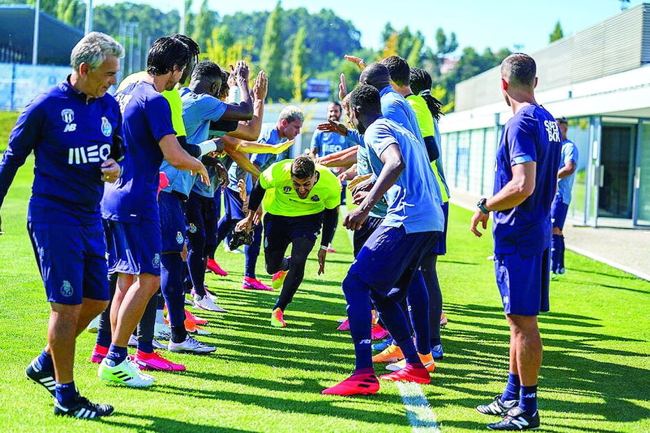 Praxe para os dois reforços do FCPorto,Cláudio Ramos e Carraça