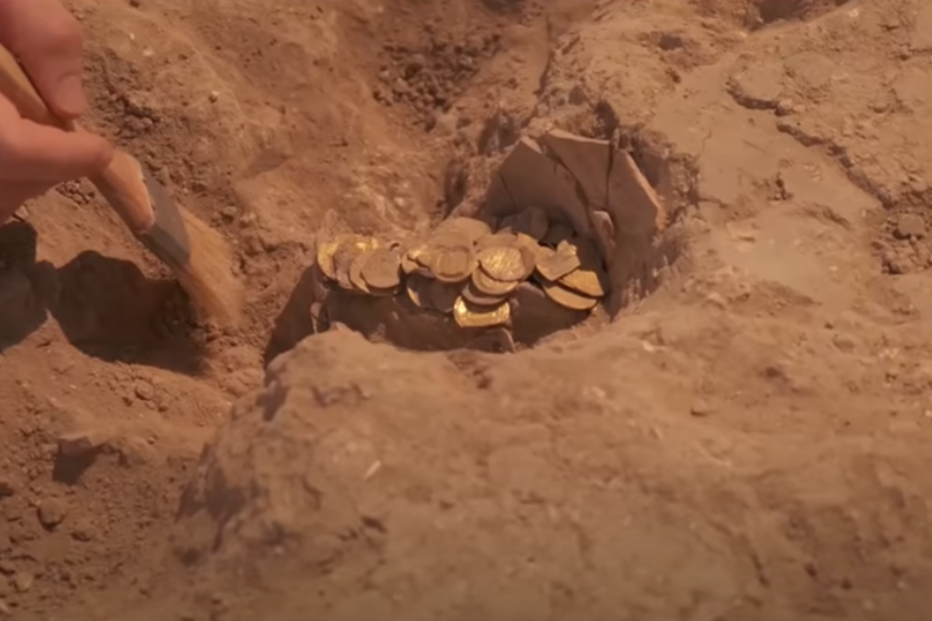 Moedas de ouro encontradas