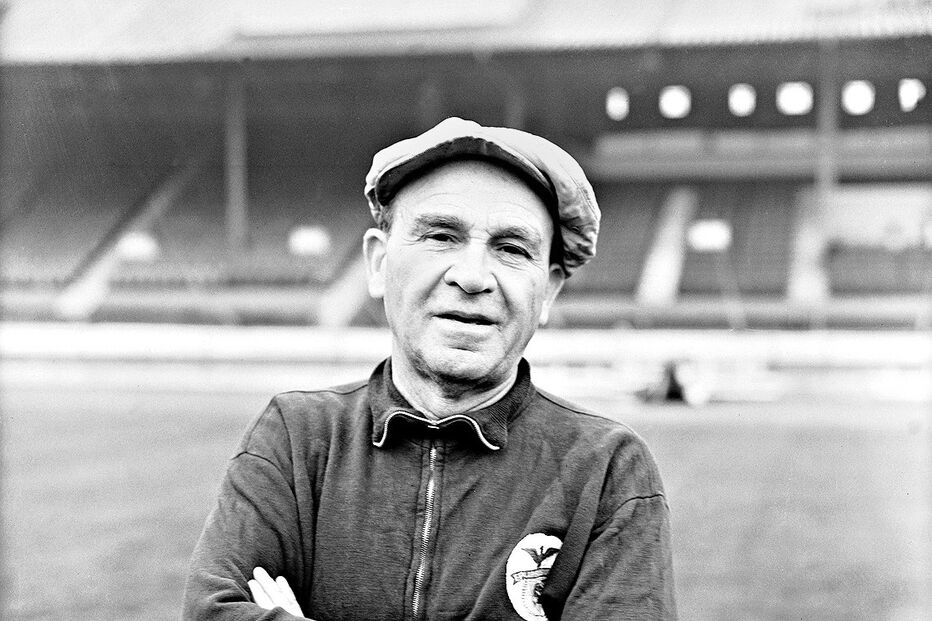 Guttmann foi treinador do Benfica entre 1959 e 1962 e mais tarde em 1965/66. Conduziu a equipa à conquista de duas Taças dos Campeões