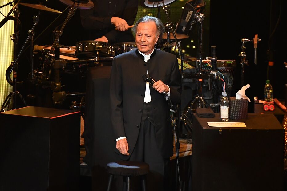 Julio Iglesias