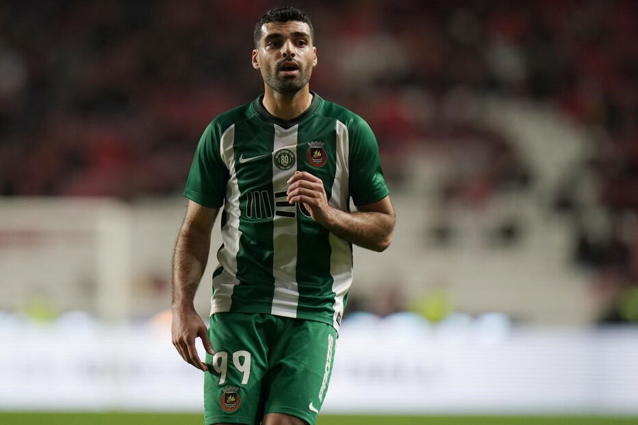 Taremi já se comprometeu com os campeões nacionais