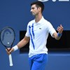 Djokovic desqualificado após lance que correu mal ao atingir juiz de linha no US Open