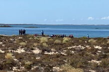 Três dezenas de ilegais desembarcam na ria Formosa no Algarve	