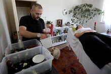 tratamento facial, caracoletas, Amã, Jordânia