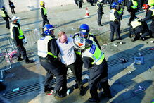 Protestos em Londres contra novas medidas para travar Covid-19