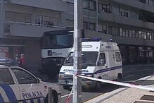 Homem morre atropelado por camião no centro do Porto