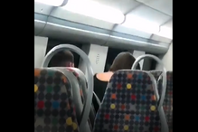 Trio de jovens apanhado a fazer sexo em comboio