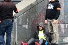 Ataque junto à antiga sede do ‘Charlie Hebdo’ faz dois feridos em Paris