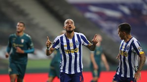 FC Porto inicia defesa do campeonato com vitória por 3-1 contra o Braga