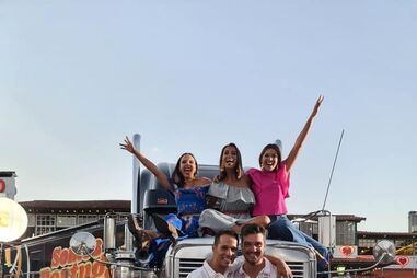 Ben abraça a rubrica 'Camião do Ben' no programa 'Somos Portugal'