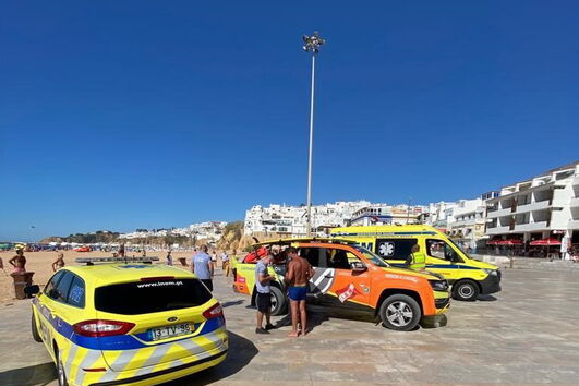 Homem de 50 anos salvo do mar por nadadores-salvadores em Esmoriz