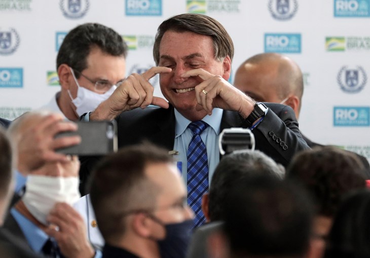 Governo de Jair Bolsonaro foi criticado por escolher um veterinário para liderar área crucial no combate à pandemia