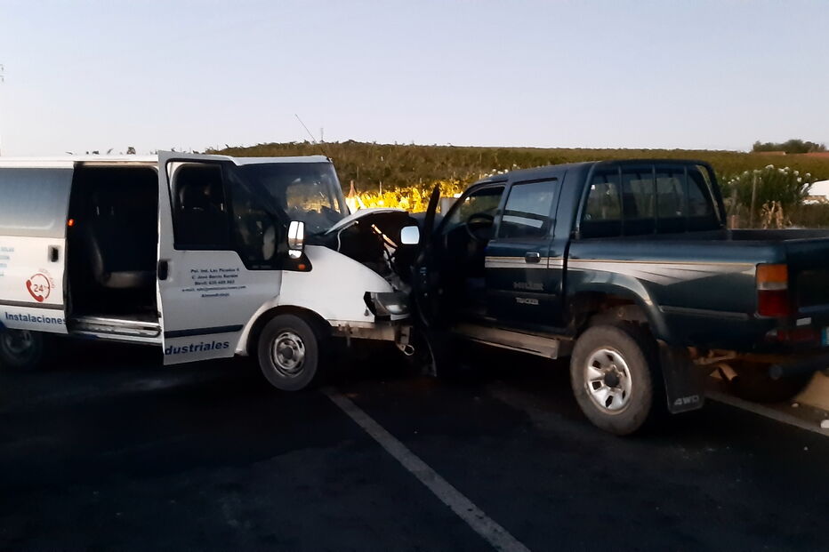 Colisão entre carro e carrinha de mercadorias faz sete feridos em Serpa