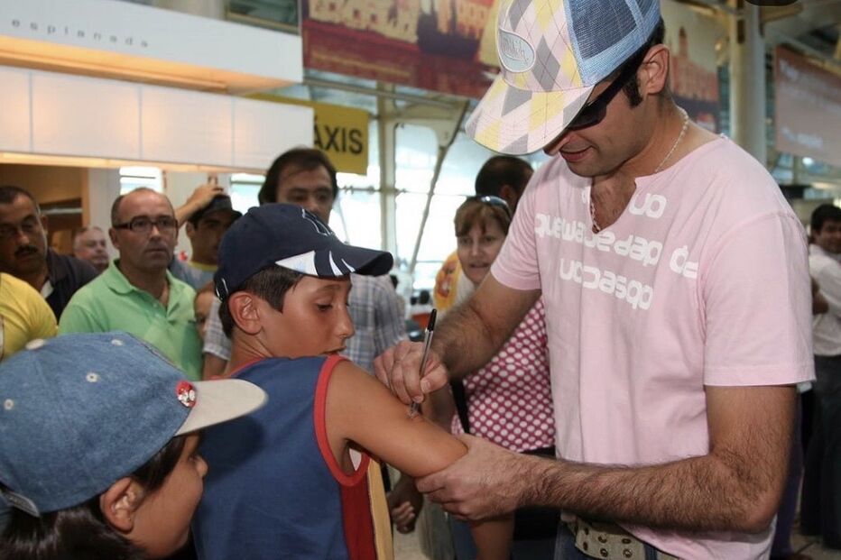 Raminhos revela que fingiu ser jogador de futebol