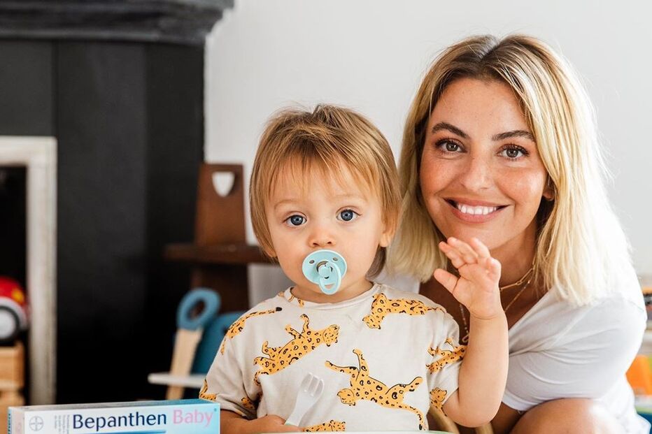 Jessica Athayde e o bebé Oliver