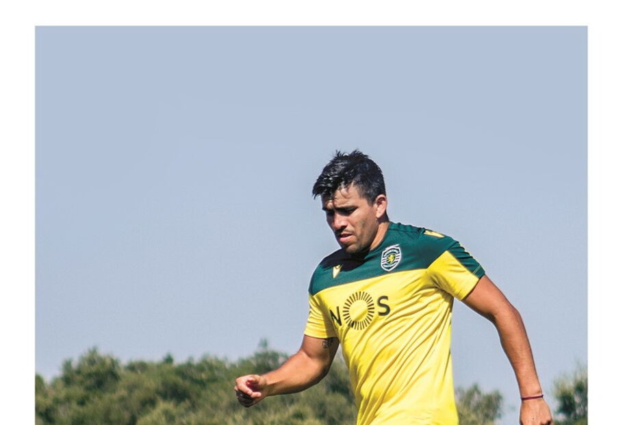 Imagem COR - JORNAL 15 047-P12-13-Correio da Manha.jpg (6779523) (Milenium)