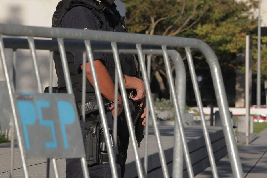 Operação policial em julgamento de Rui Pinto