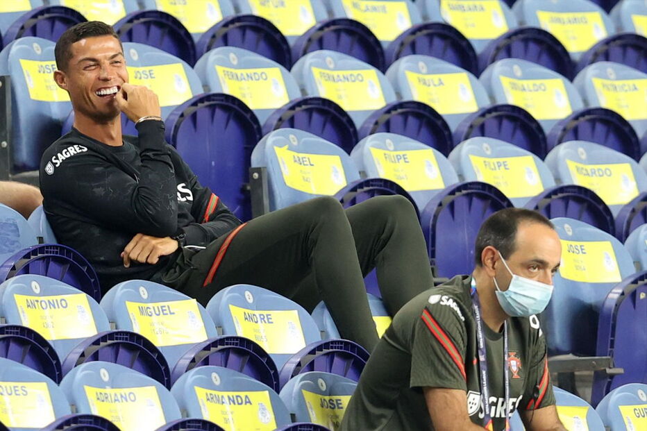 Cristiano Ronaldo sem máscara no Dragão