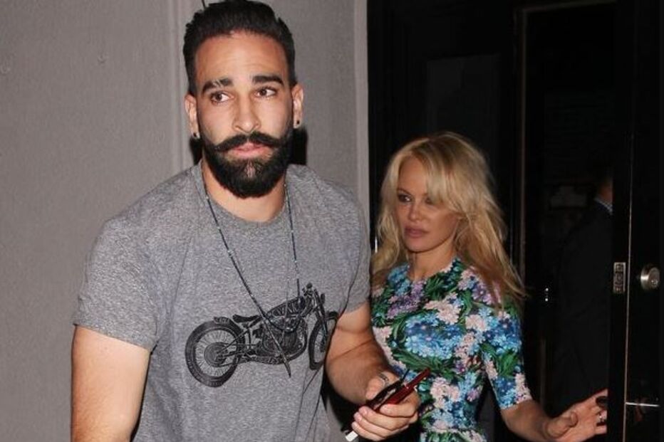 Pamela Anderson com Adil Rami