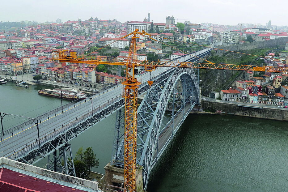 Empreitada é reclamada há vários anos pelas autarquias de Vila Nova de Gaia e do Porto. O objetivo é reparar anomalias 
