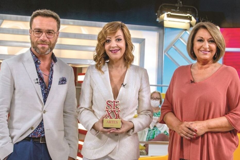 Fátima Lopes com os apresentadores Nuno Eiró e Maya.