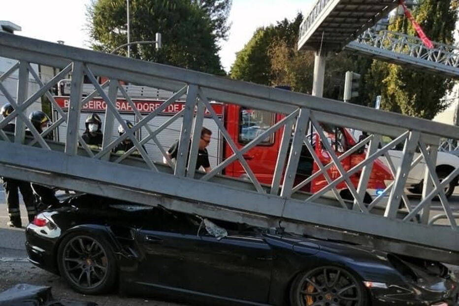 Acidente que envolveu um Porsche