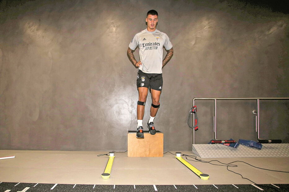 Svilar falhou a deslocação do Benfica à Grécia por ter acusado positivo à Covid-19 