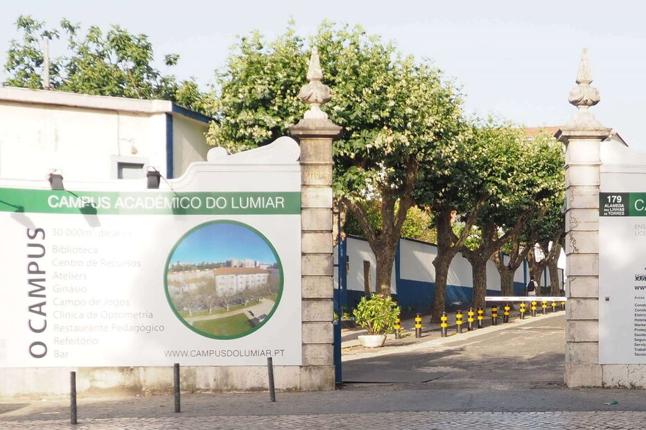 2020-09-14_09_23_42 P7_Entrada Gabinete Campus do Lumiar.jpg