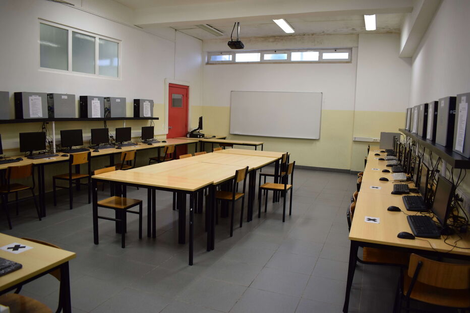 2020-09-14_09_35_12 P7_Laboratório-de-Informática.jpg