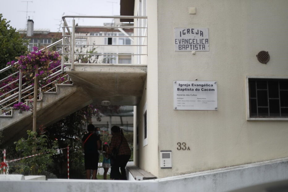Bebé foi abandonado no Cacém, junto Centro Social Baptista