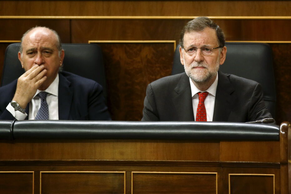 Fernández Díaz liderava rede clandestina que tentou ocultar o financiamento ilegal do PP e proteger Rajoy