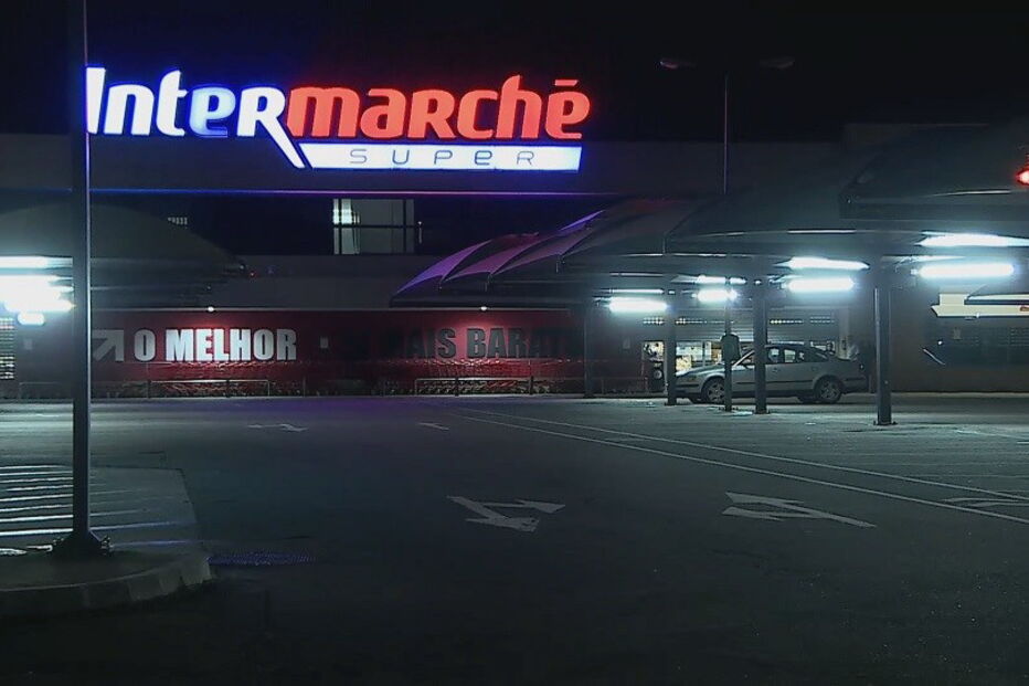 Homem caçado a furtar camarões no valor de 150 euros em Amares