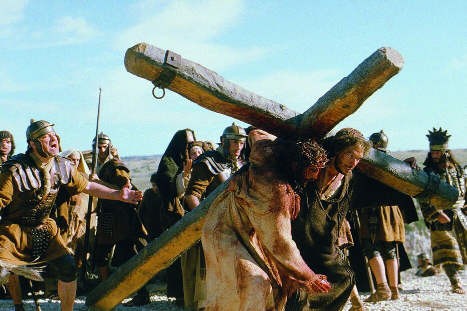 ’A Paixão  de Cristo’ foi um sucesso de bilheteira mundial em 2004. Filme (muito controverso) é protagonizado por Jim Caviezel 