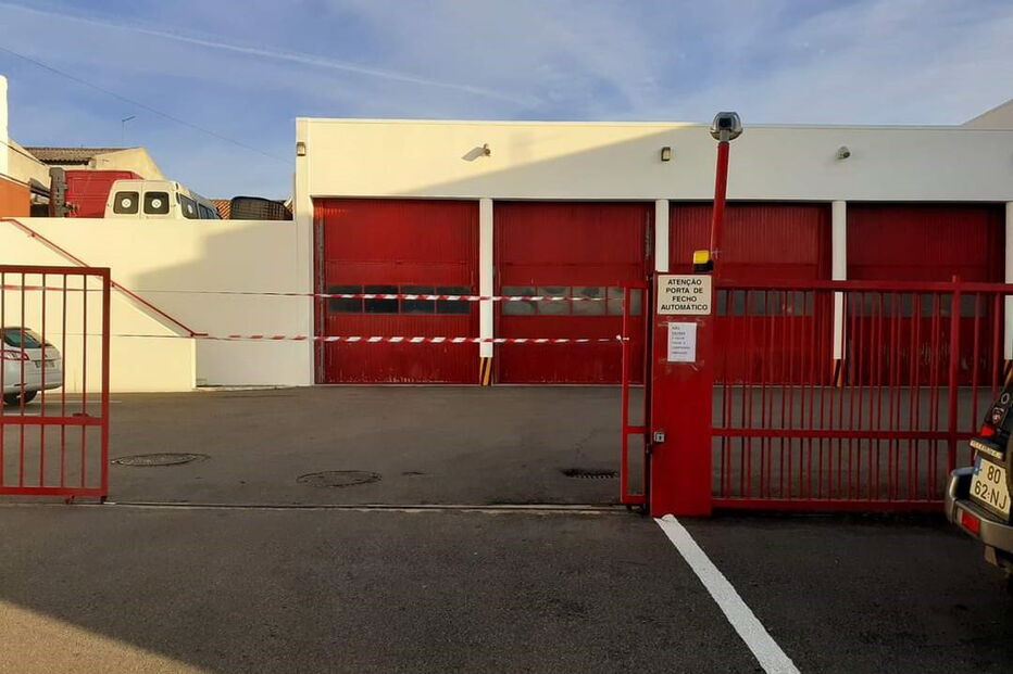Quartel dos Bombeiros de Avis fechado devido a caso de Covid-19