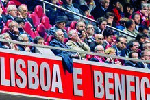 Figuras da política e da magistratura judicial foram convidados pelo Benfica para assistirem ao jogo frente ao Basileia, a contar para a Liga dos Campeões, em novembro de 2011