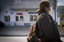 Receio de contágio por Covid-19 afasta alunos da escola e clientes do comércio da freguesia de Salto em Montalegre