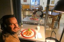 D.Emília volta a jantar com o filho no lar residencial