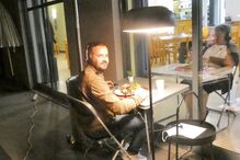 D.Emília volta a jantar com o filho no lar residencial