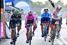 Imagem Abertura 3 - apanhar todos principalmente o de cor de rosa 36626554.jpg (7404668) (Milenium)