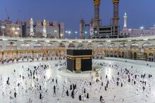 Arábia Saudita reabre Grande Mesquita de Meca e permite 15 mil peregrinos por dia