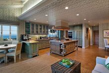 2020-10-29_17_56_05 Celebrities_530208728_163231934_1706x960.jpg