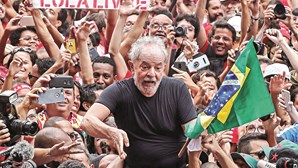 Lula da Silva lidera sondagens às presidenciais no Brasil mas sem vencer à primeira volta