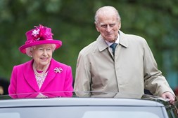 Rainha Isabel II e o príncipe Filipe, duque de Edimburgo