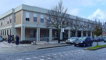 Homem suspeito de matar outro após insultos a filha menor começa a ser julgado no Tribunal de Penafiel