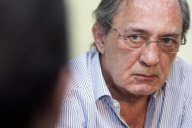 Carlos Cruz