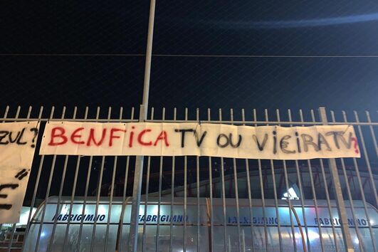 Tarjas contra Vieira